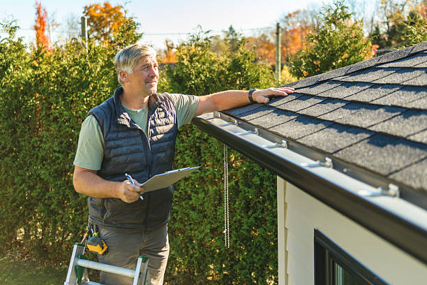 Professional Roof Repair technician working in Tehachapi, CA